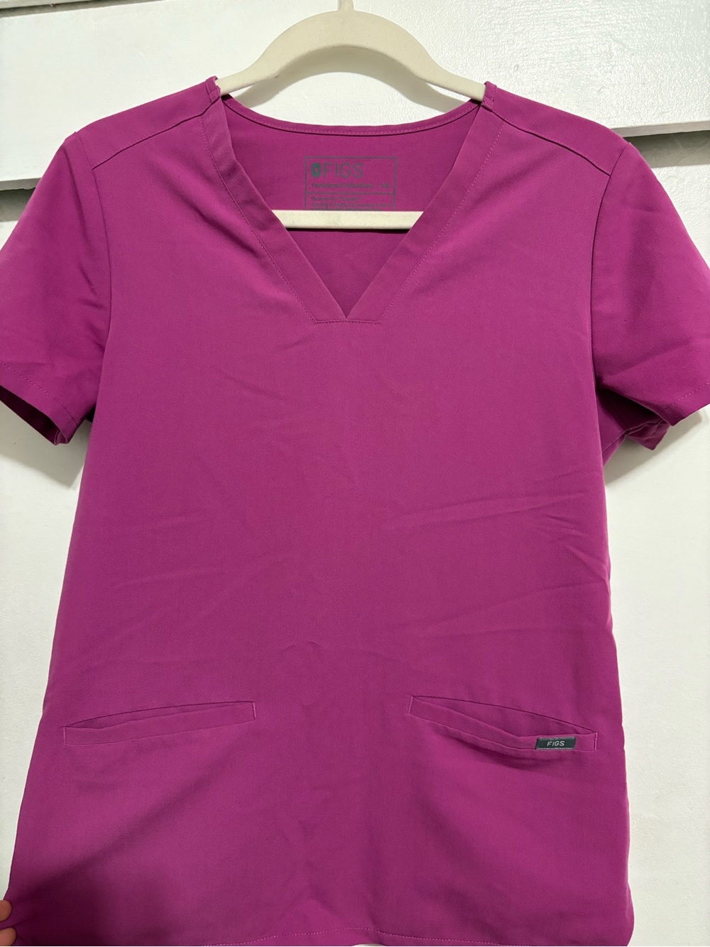 Fuchsia V-Neck Women’s Scrub Top Xs and bottoms xs/p